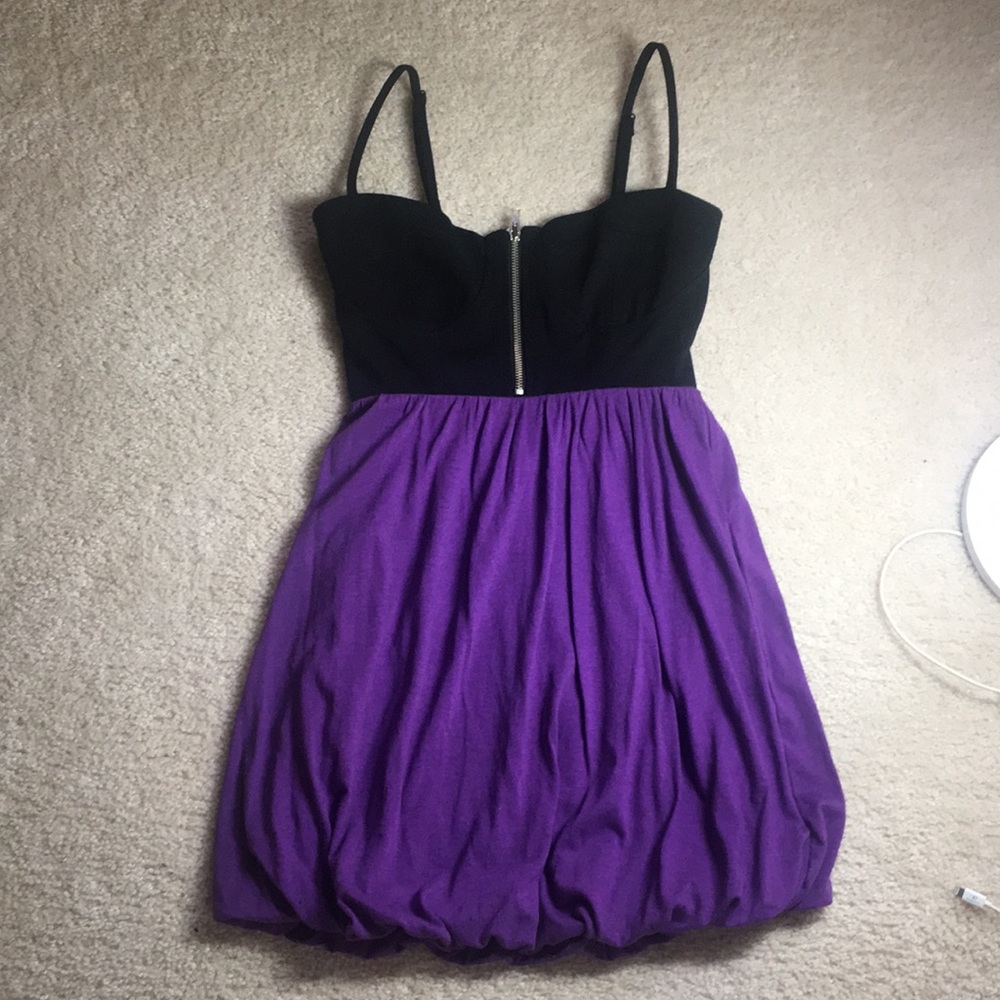 Guess dress small